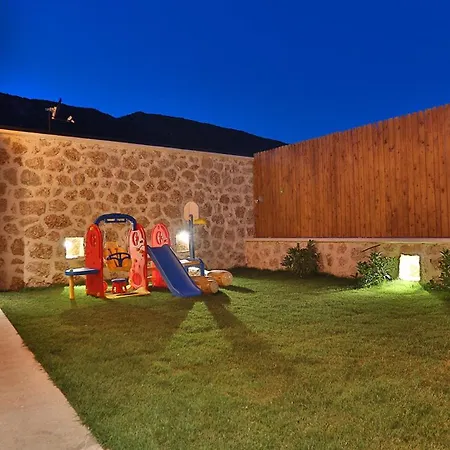 Saribelen Village Luxury - Private Pool And Hot Tub *