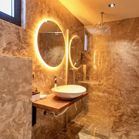 Saribelen Village Luxury - Private Pool And Hot Tub * Kalkan