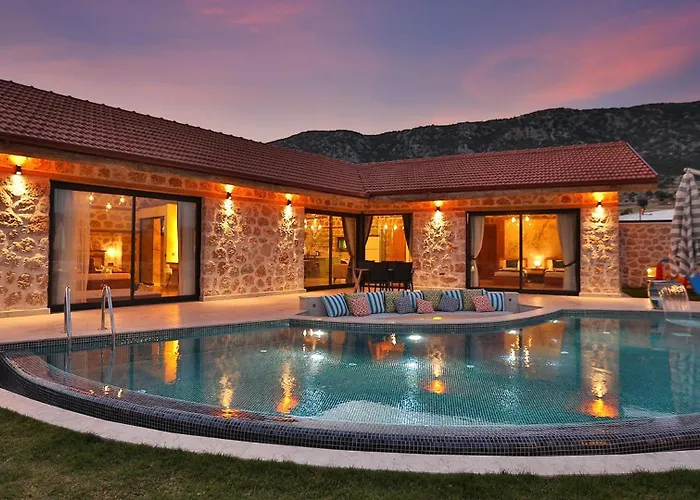 Saribelen Village Luxury - Private Pool And Hot Tub Вилла