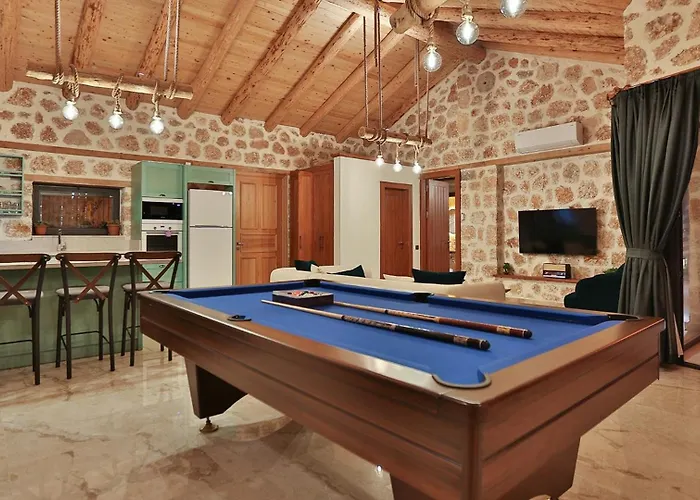 Вилла Saribelen Village Luxury - Private Pool And Hot Tub