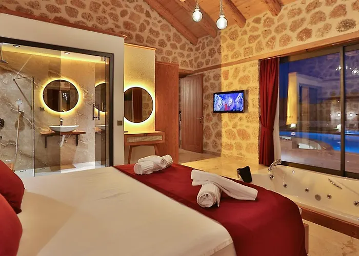 Saribelen Village Luxury - Private Pool And Hot Tub Калкан