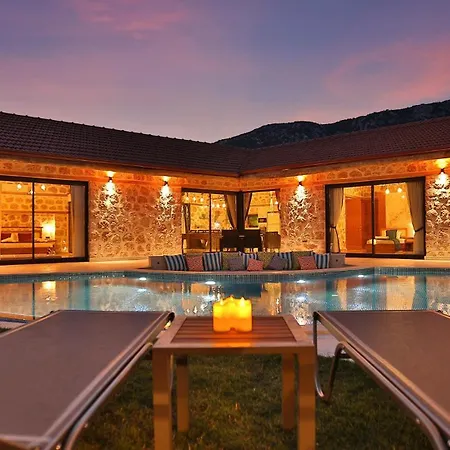 Saribelen Village Luxury - Private Pool And Hot Tub * 칼칸